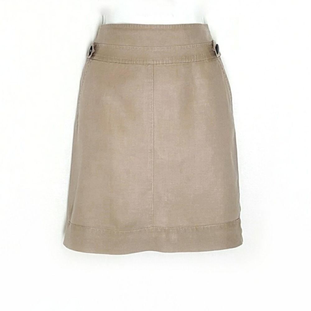 Banana republic mini skirt, size 4, tan tone, with pockets